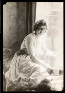 Portret Hazel Dawn. ok. 1915 (srebrny odbitka żelatynowa)