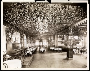 Jadalnia w Hotelu Dolphin, Nowy Jork, 1915 (srebrny odbitka żelatynowa) autorstwa Byron Company