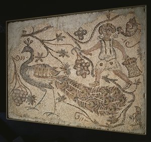 Panel mozaiki podłogowej: Kombajn do winogron z pawiem, 400s autorstwa Byzantine