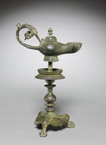 Lampa i stojak, 400s autorstwa Byzantine
