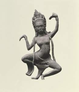 Tańcząca Apsara, detal z fryzu, koniec XII - początek XIII w. (kamień) (detal z 155540)
