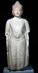 Budda w stylu postbajonowym, z Preah Khan w Kambodży, koniec XIII-XIV w. (piaskowiec)