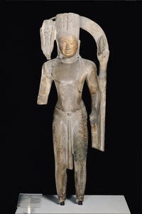 Stojący posąg Harihary, Phnom Da Style, z Angkor Borei (piaskowiec)