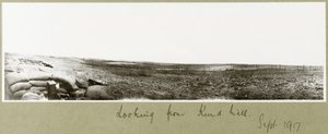 Patrząc z Kurd Hill, wrzesień 1917 autorstwa Capt. Arthur Rhodes
