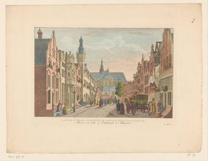 Widok na Langestraat, ratusz i Grote Kerk w Alkmaar Langestraat, ratusz i Groote Kerk w Alkmaar / Maison de ville et Cathédrale d