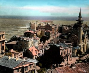 Rumunia, miasto Konstanca, jeden z największych portów morskich nad Morzem Czarnym. Widok na Wielki Meczet Mahmudiye, data zdjęcia: około 1920 roku. Archiwum Carla Simona autorstwa Carl Simon