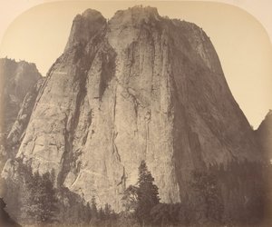 Katedra Skała, 1861. autorstwa Carleton Emmons Watkins