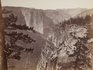 Pierwszy widok na dolinę Yosemite ze szlaku Mariposa, 1865-66 autorstwa Carleton E. Watkins