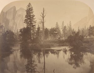 River View Down Valley, Cathedral Rock po lewej, 1861. autorstwa Carleton Emmons Watkins