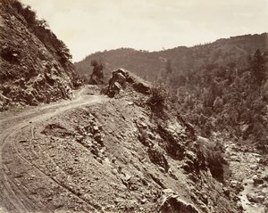 Sulphur Creek i Flume-droga do gejzerów, 1868-70, druk ok. 1876. autorstwa Carleton Emmons Watkins