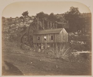 [Młyn nad potokiem Mariposa] autorstwa Carleton Watkins