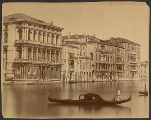 Pałace Rezzonico, Giustiniani i Foscari wzdłuż Wielkiego Kanału