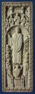 Arcybiskup w swoim chórze, ok. 875 rne (panel z kości słoniowej) autorstwa Carolingian School