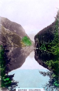 Scena przybrzeżna, Kolumbia Brytyjska, Kanada, lata 20. XX wieku. autorstwa Cavenders Ltd
