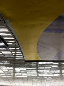 Skład - Metro, 2019 (zdjęcie) autorstwa Cécile Jamet