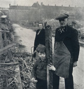 Rodzina East End, 1941 autorstwa Cecil Beaton