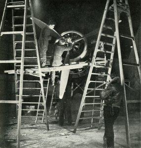 Mechanika lotu, także W.A.A.F. Handel, ok. 1943.