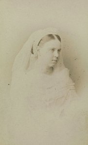 Maria Aleksandrowna de Russie - Portret wielkiej księżnej Marii Aleksandrownej Rosji (1853-1920), księżnej Sachsen-Coburg i Gotha, autorstwa Bergamasco, Karola (Karla) (1830-1896). Zdjęcie albuminy, ok. 1871. Rosyjskie Państwowe Archiwum Filmowe i Fotograf
