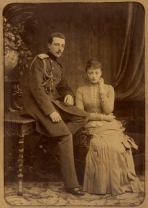 Michel Michajłowicz de Russie et Anastasia Michajłowna de Russie - Wielki Książę Rosji Michał Michajłowicz i Wielka Księżna Anastazja Michajłowna Rosji, autorstwa Bergamasco, Karola (Karla) (1830-1896). Zdjęcie albuminy, ok. 1880. Rosyjski państwowy film i autorstwa Charles Bergamasco
