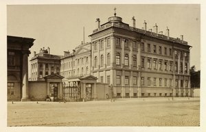 Pałac Aniczkowa w Sankt Petersburgu, autorstwa Bergamasco, Charles (Karl) (1830-1896). Zdjęcie albuminy autorstwa Charles Bergamasco