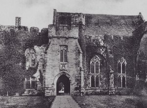 Zamek Penshurst (zdjęcie czarno-białe) autorstwa Charles Essenhigh Corke