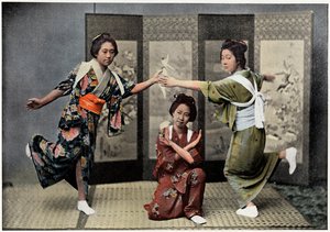 Taniec rodzinny w Japonii, ok. 1890 r.