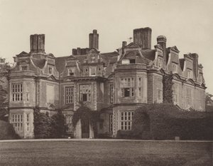 Swateley Hall, Uxbridge, front wejściowy autorstwa Charles Latham