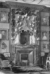 Kominek w Salonie Kwadratowym autorstwa Charles Latham