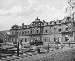 Fasada południowa autorstwa Charles Latham