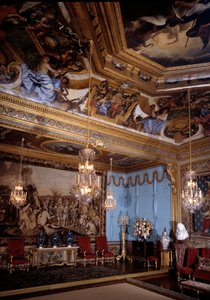 Salon muz, zamek Vaux Le Vicomte (Vaux-Le-Vicomte). Wystrój autorstwa Charlesa Lebruna (Le Brun) (1619-1690) autorstwa Charles Le Brun