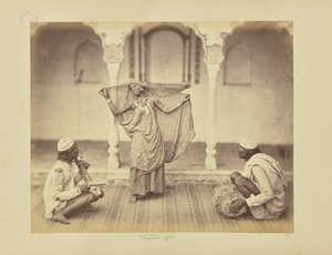 Nautch - dziewczyna autorstwa Charles Shepherd
