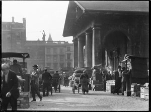 Covent Garden, City of Westminster, Greater London Authority, lata 30. XX wieku.