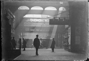 Stacja Liverpool Street, Liverpool Street, City of London, Greater London Authority, c1932. autorstwa Charles William Prickett
