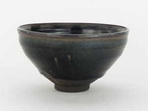 Miseczka do herbaty, prowincja Fujian, dynastia Northern Song lub Southern Song, XII-XIII w. (ceramika)