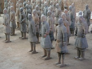 Muzeum Xian, wojownicy z terakoty z grobowca cesarza Shi Huangdi autorstwa Chinese School