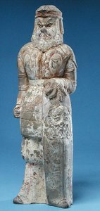 Statuetka barbarzyńskiego wojownika, dynastia Tang (618-907)