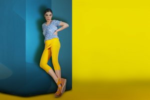 Stylowa kobieta – jasny kąt autorstwa Christine von Diepenbroek