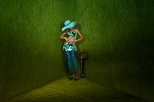 Surreal Woman – Zielony Klucz autorstwa Christine von Diepenbroek
