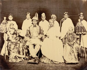 Jung Bahadoor ze swoją główną żoną, 2 córkami i niewolnicami autorstwa Clarence Comyn Taylor