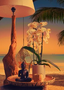 Zachód słońca na plaży Orchid Buddha