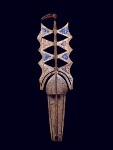 Maska Nwenka, XX wiek (drewno, pigment i metal) autorstwa Culture Bobo