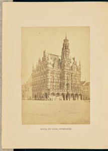 Hotel de ville, Oudenarde autorstwa Cundall and Fleming
