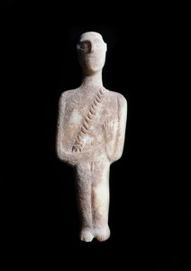 Męski idol, schematyczna figurka. Rzeźba z białego marmuru z inkrustacjami w kolorze ochry, 3200-2000 pne autorstwa Cycladic Cycladic