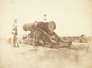 Działo „Mons Meg” na zamku w Edynburgu oraz szeregowiec w 2. batalionie Royal Scots..., 184 Twórcy: David Octavius Hill, Robert Adamson, Hill & Adamson.