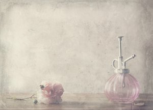 Perfumy „Vintage Pink Rose” autorstwa Delphine Devos