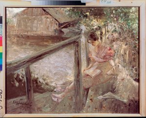 W Łaźni (Młoda kobieta z psem czyta na drewnianej kładce przecinającej strumień, prowadzącej do drewnianego domu) - W Łaźni - Obraz Dymitra Anfimowicza Szczerbinowskiego (1867-1926), olej na płótnie autorstwa Dmitri Anfimovich Shcherbinovsky