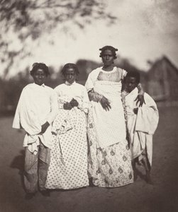 Madagaskarka i jej dzieci Madagaskarka i jej dzieci Talerz 3, 1863.