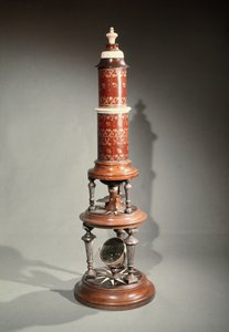 Mikroskop (drewno i kość słoniowa)