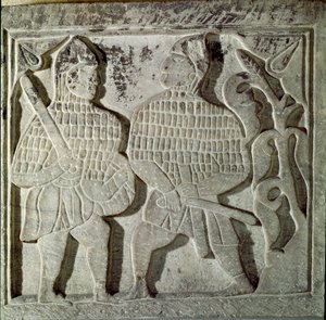 Sztuka Seljukide (Seljukide lub Saljuqide): płaskorzeźba przedstawiająca dwóch wojowników. Z Konyi w Turcji. 13 wiek. Muzeum Sztuki Turecko-Islamskiej, Stambuł