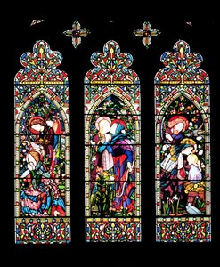 Zwiastowanie, Nawiedzenie i Narodzenie, wykonane przez Laversa i Barrauda, 1860 (witraż) (zob. też 11886) autorstwa E. and Halliday, M. F. Burne Jones